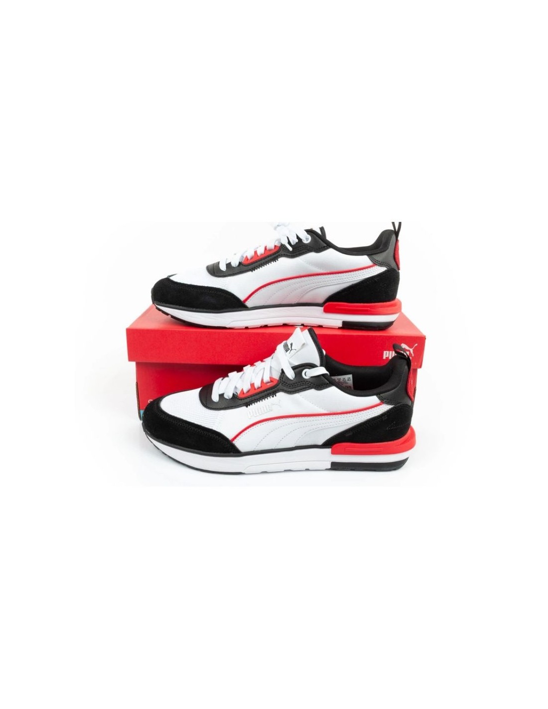 831711-thickbox_default-puma-r22-m-383462-28-shoes