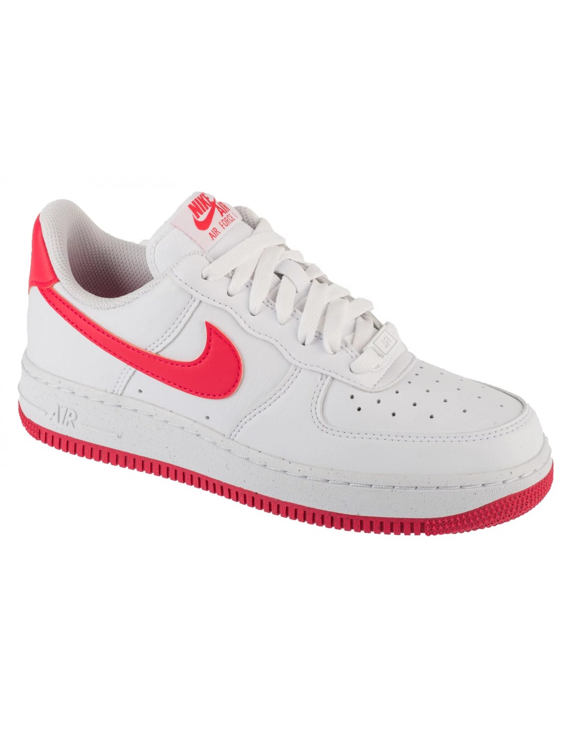 832777-thickbox_default-nike-w-air-force-1-07-next-nature-dc9486-102