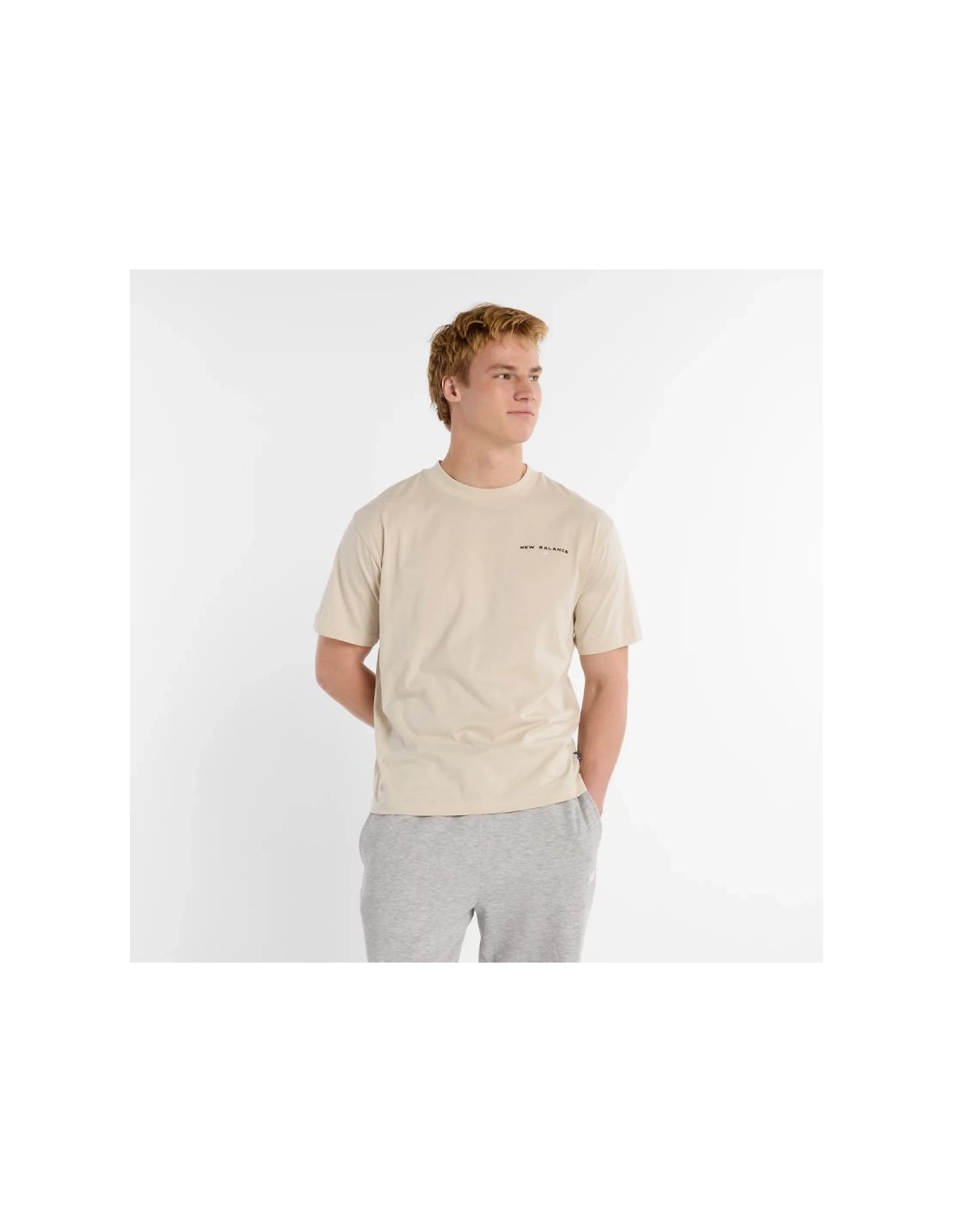 836643-thickbox_default-new-balance-reimagined-graphic-m-t-shirt-mt51507twf