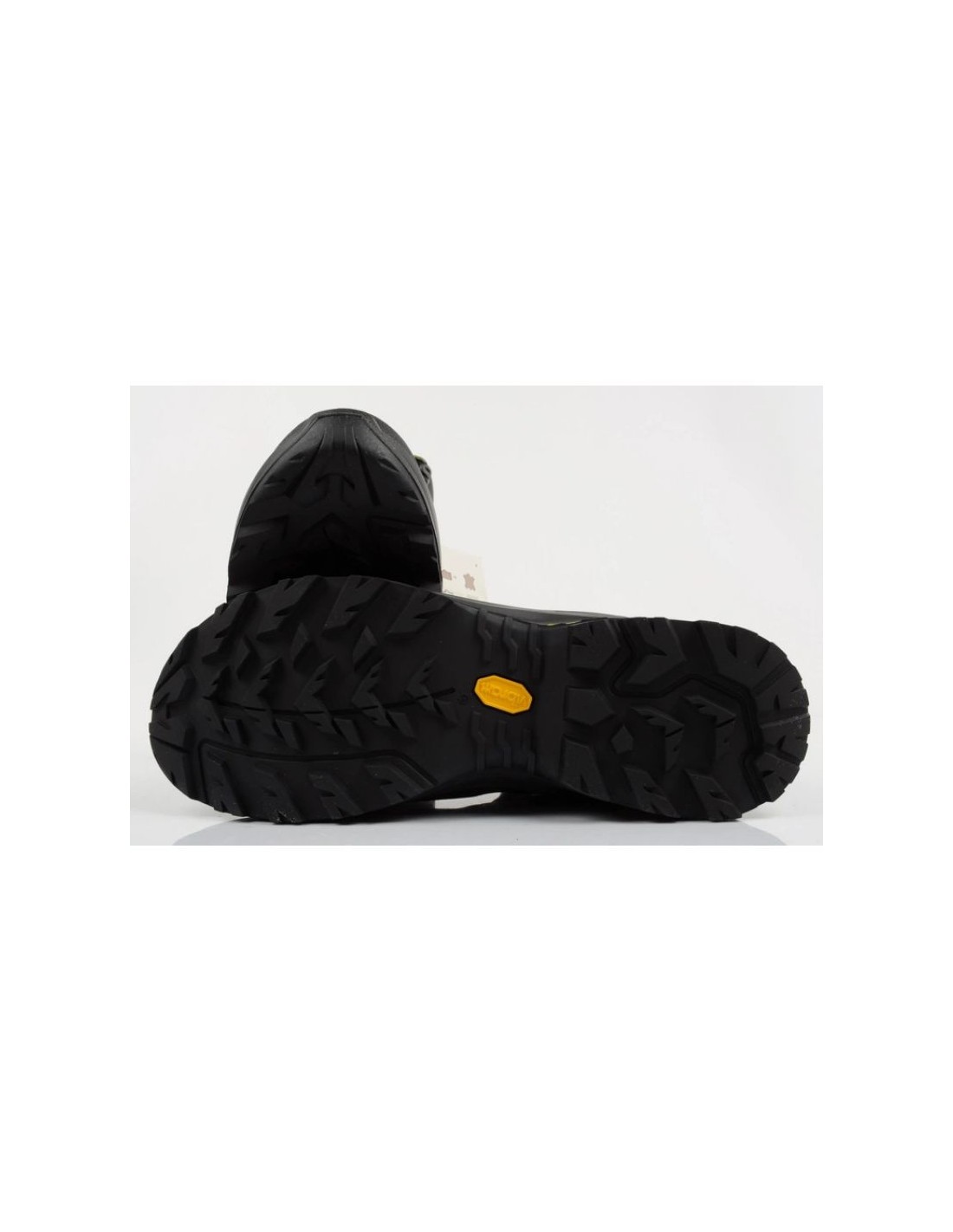 839564-thickbox_default-aku-adapta-gore-tex-m-490388-shoes