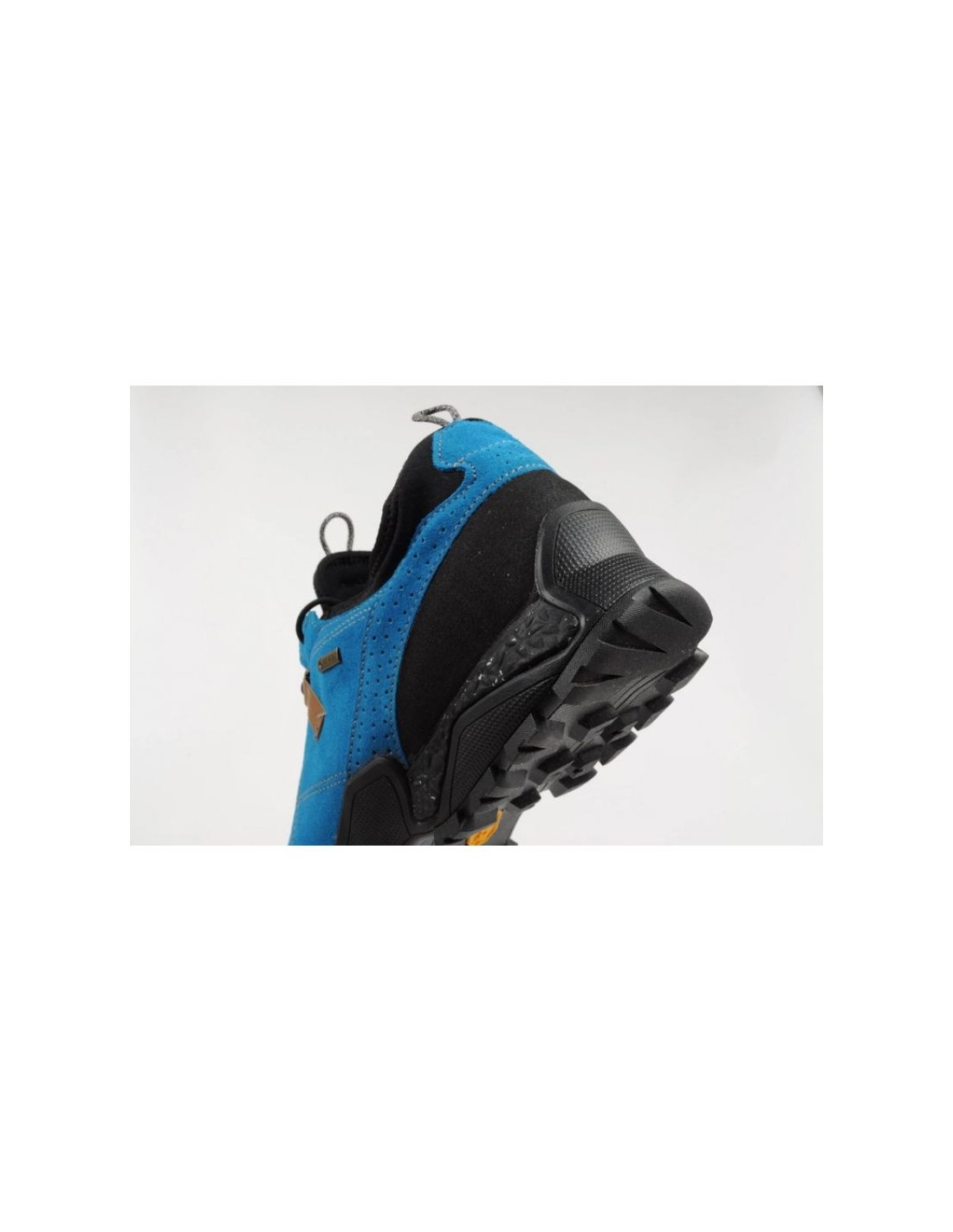 839662-thickbox_default-aku-nativa-gore-tex-m-628675-shoes