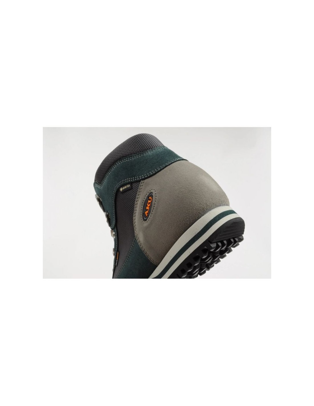 840284-thickbox_default-aku-ultralight-gore-tex-w-36510662-shoes