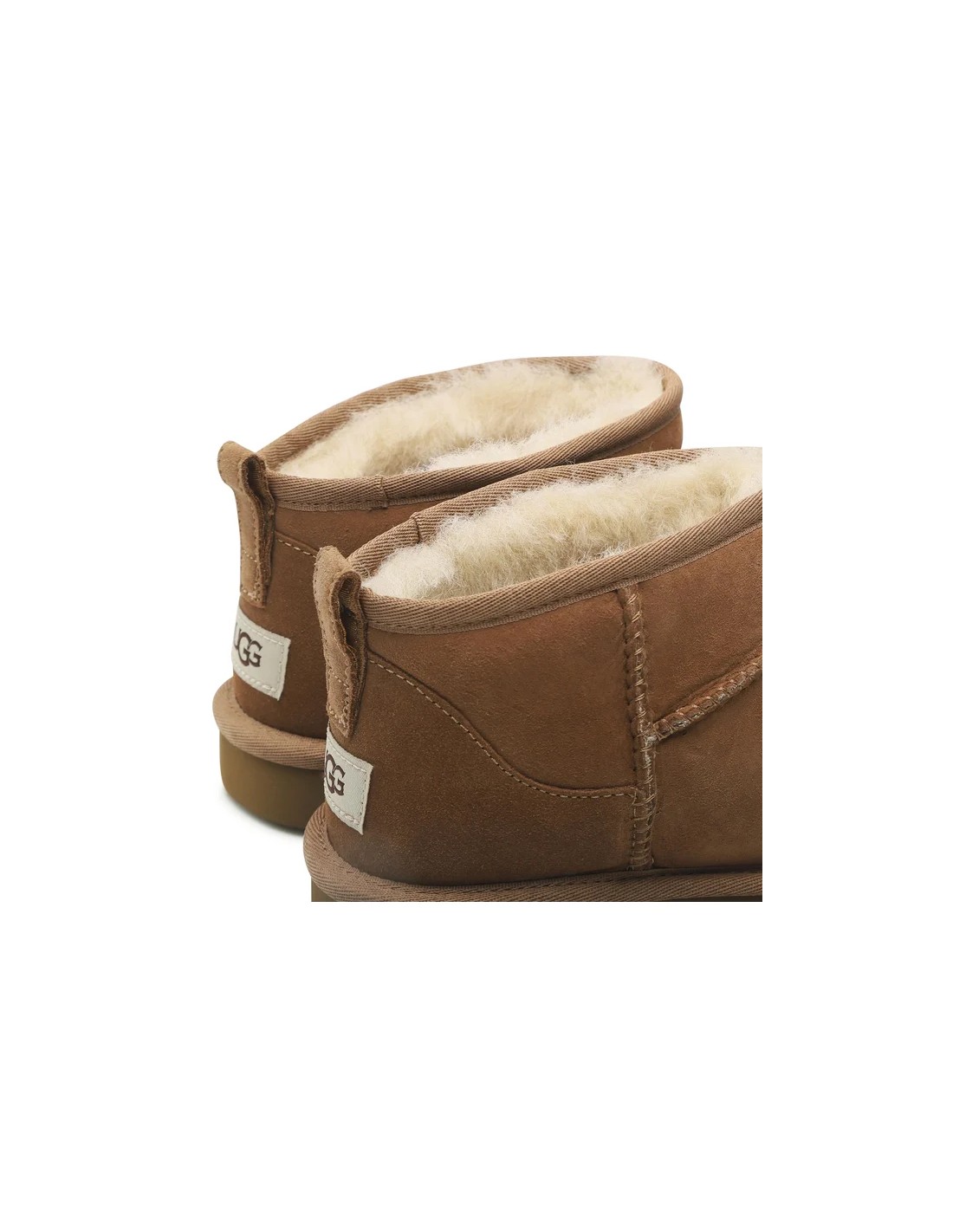 843806-thickbox_default-ugg-m-classic-ultra-mini-1137391che