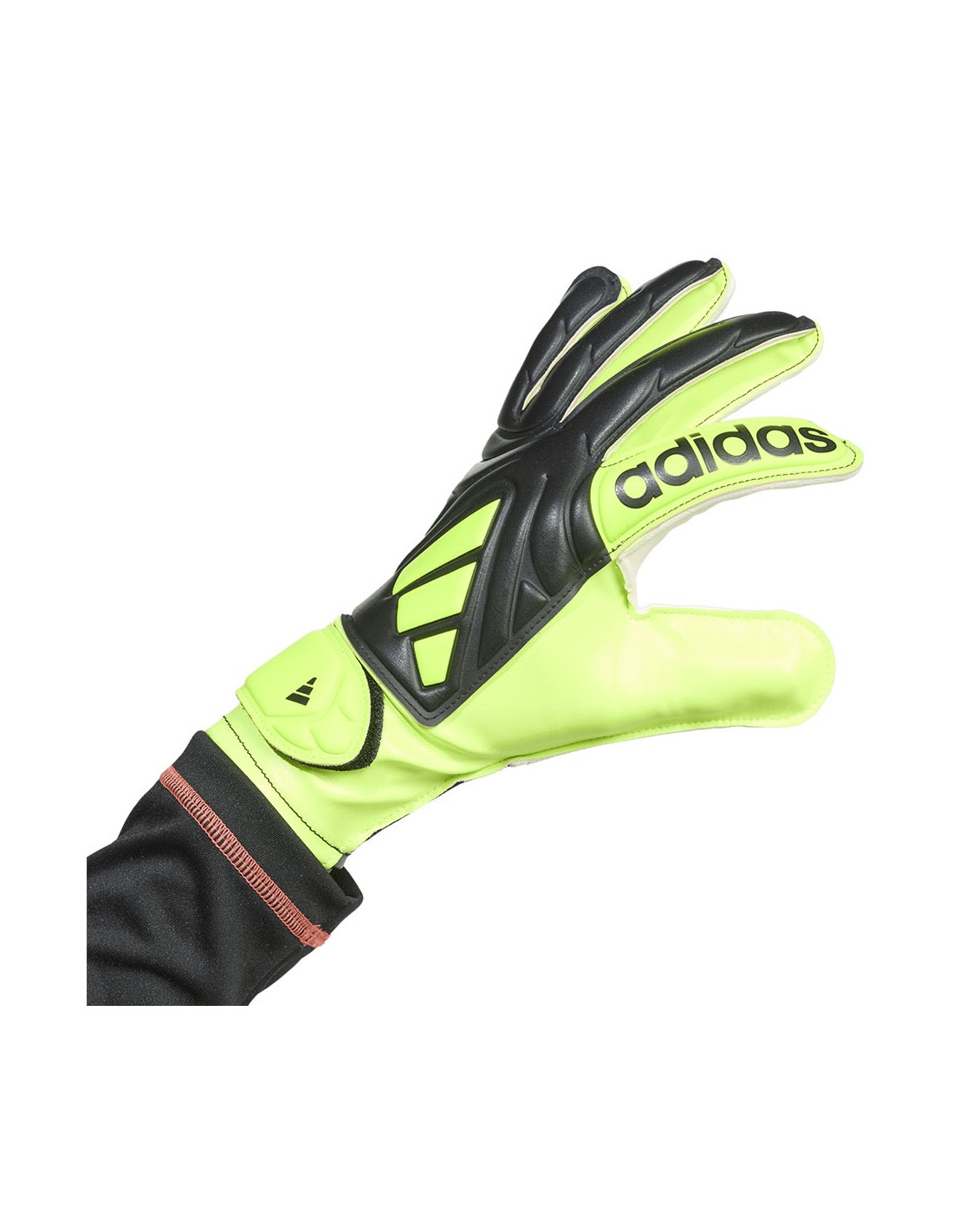 848015-thickbox_default-adidas-copa-club-jr-jn5341-goalkeeper-gloves