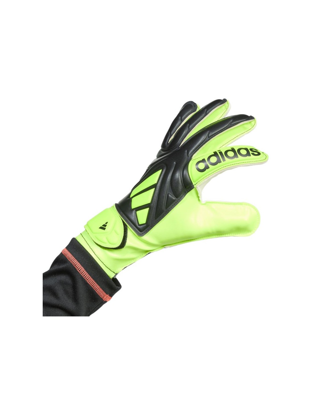 848016-thickbox_default-adidas-copa-club-jr-jn5341-goalkeeper-gloves
