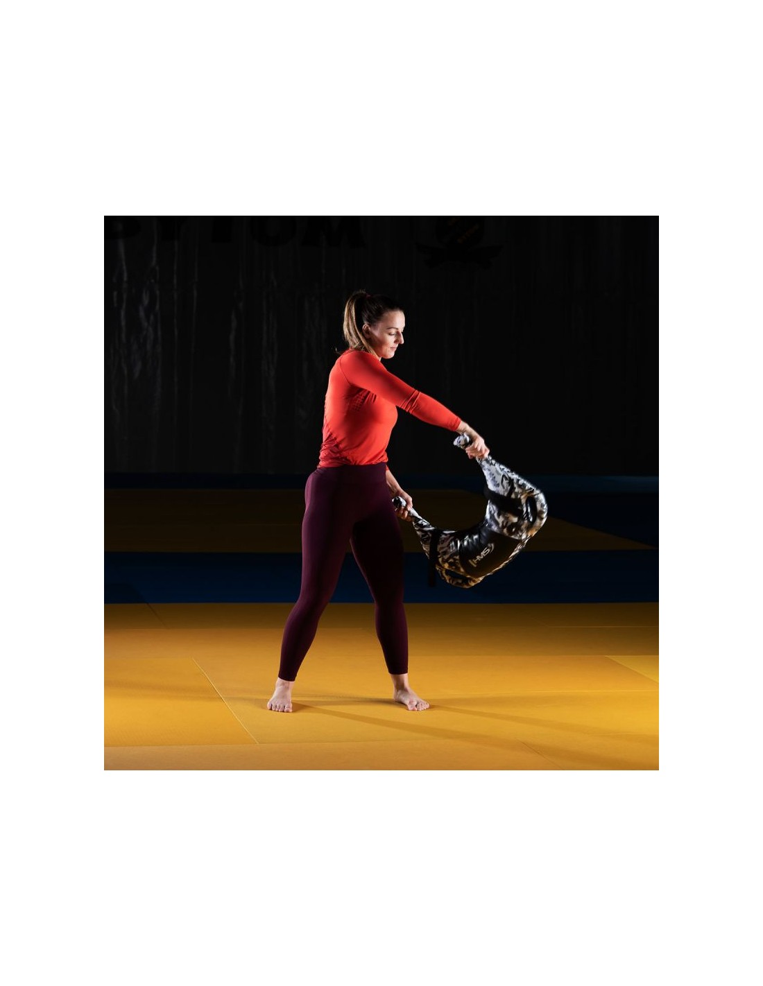851324-thickbox_default-hms-wbf10-punching-bag-10kg-17-63-002