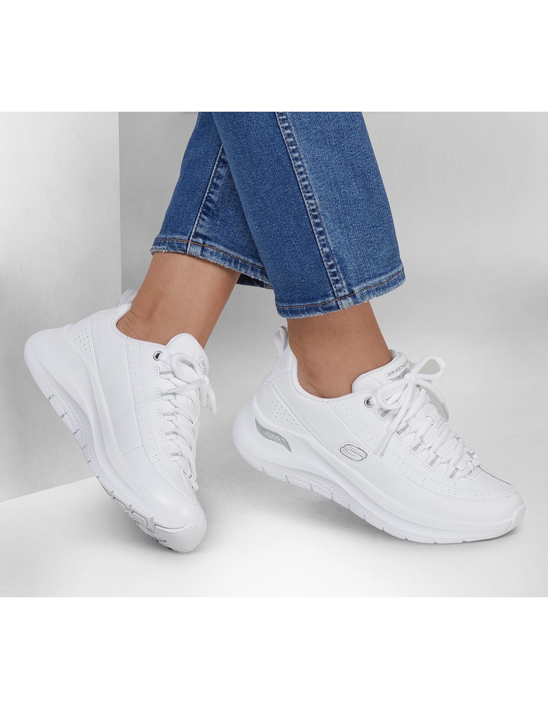 945564-thickbox_default-edd69051-0cf6-f011-974b-00155d01f100