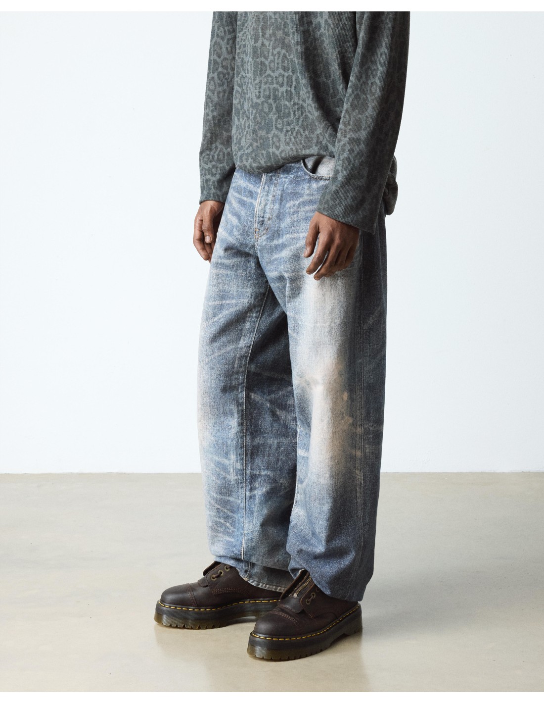 969439-thickbox_default-ab85b8f2-2931-f111-b6d7-a8a15986bd35