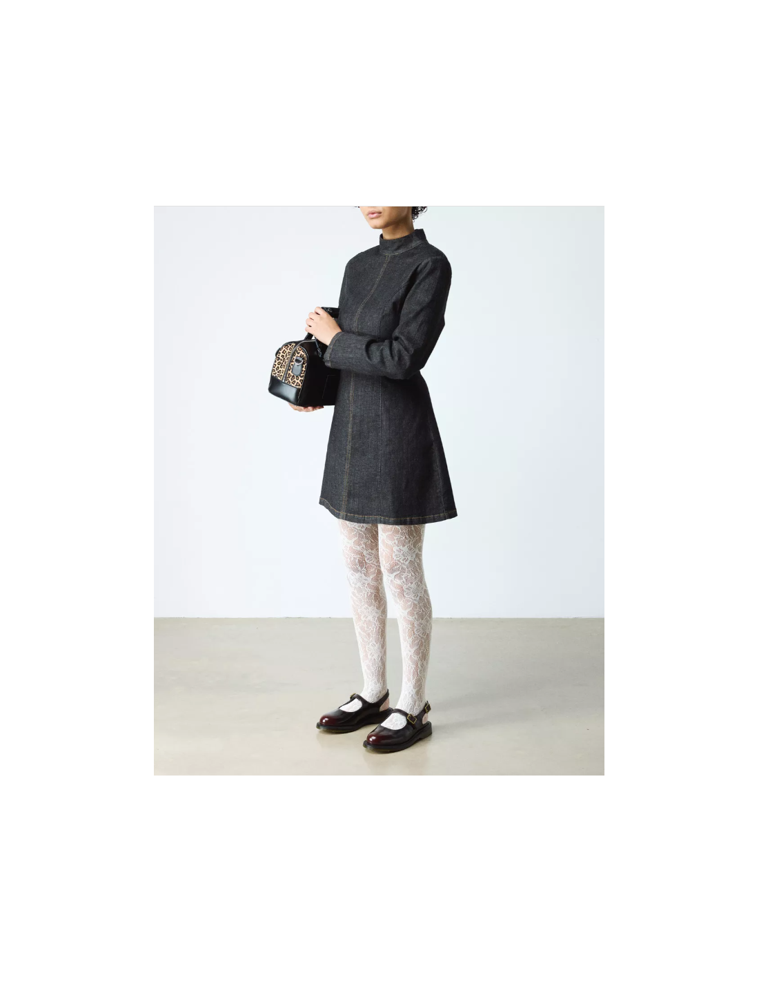 996582-thickbox_default-5bb04251-5d64-f111-974f-00155d01f100
