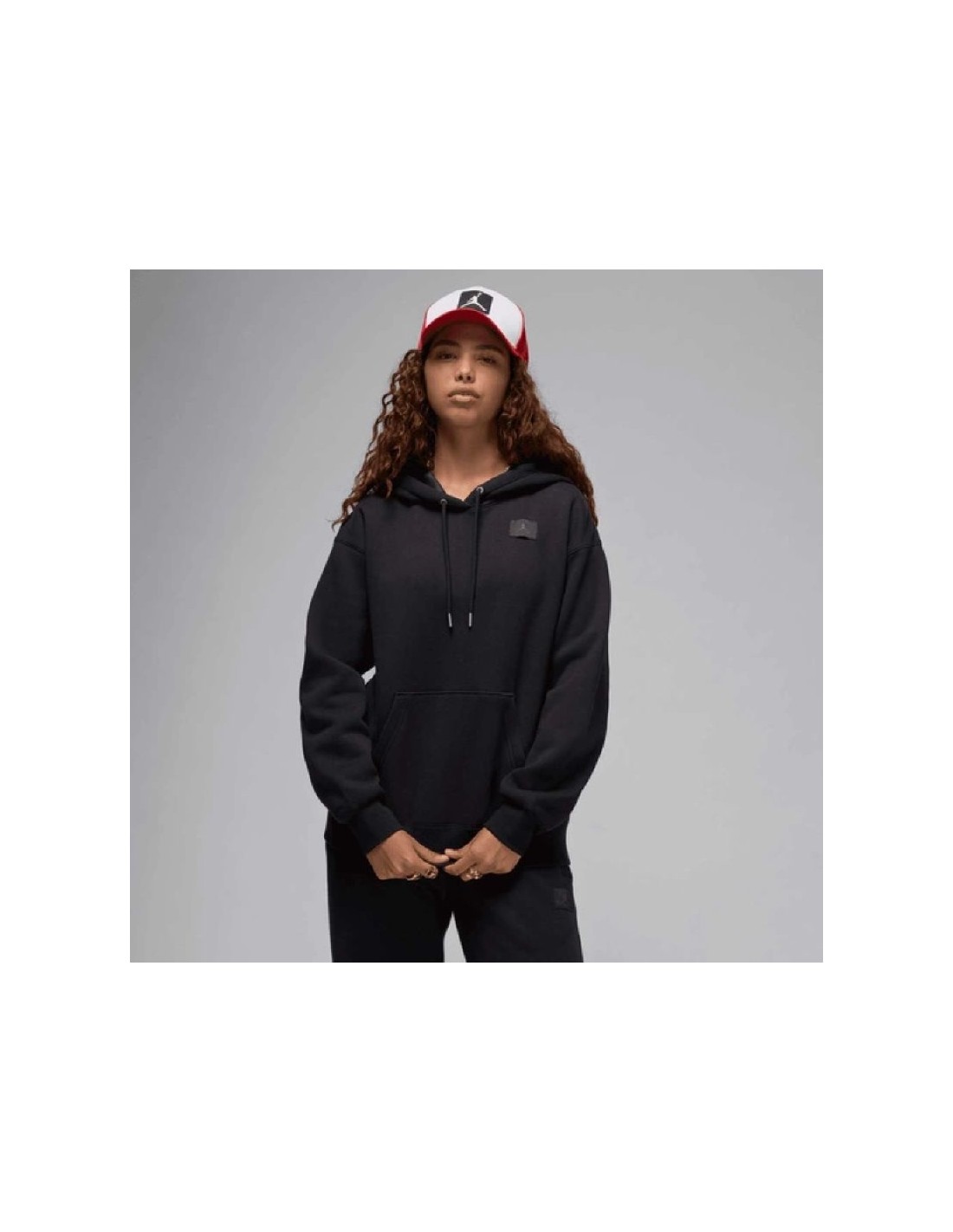 cdn.mybrand.shoes-jordan-flight-fleece-womens-satin-lined-pullover-hoodie-black-dark-smoke-grey-fv7050-010-mbs