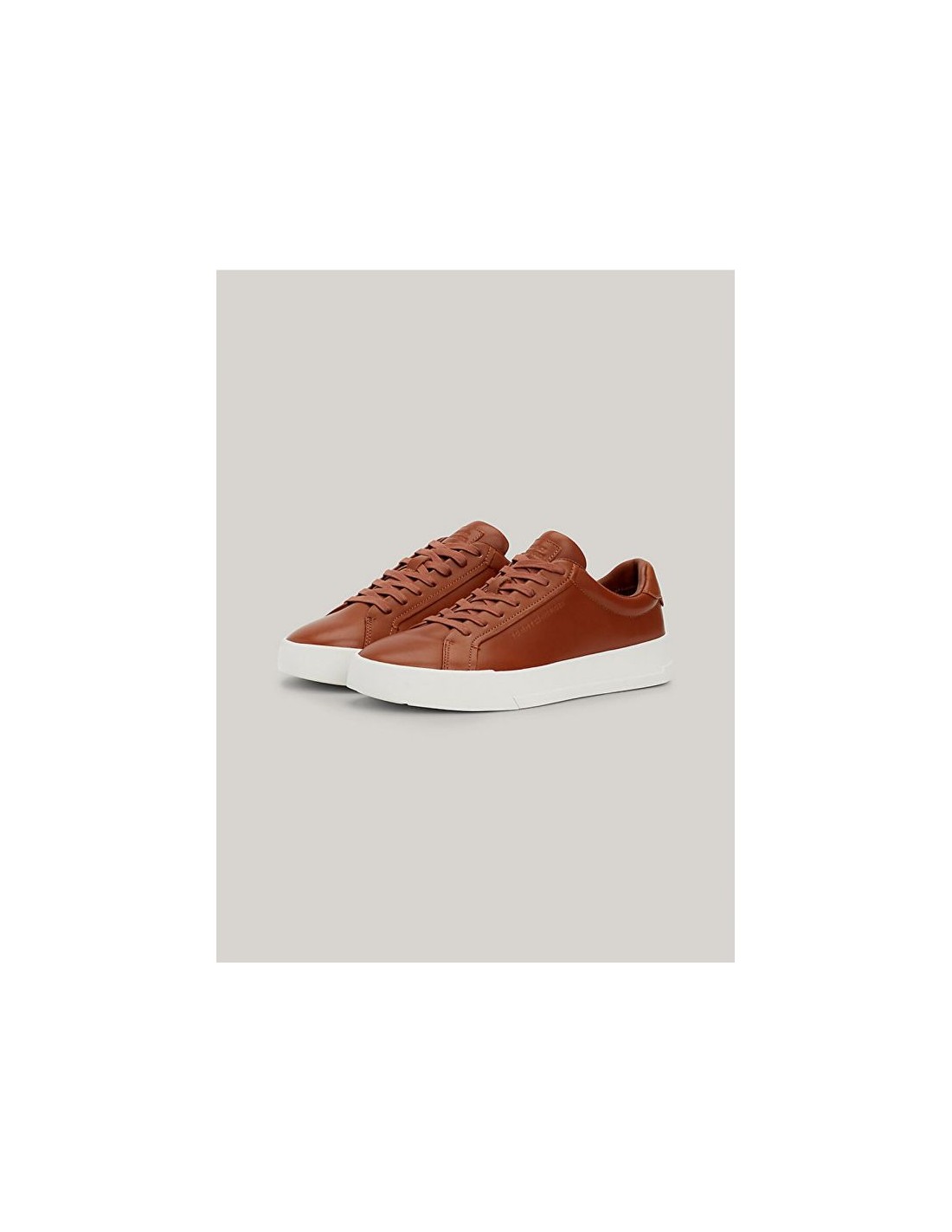 Tommy Hilfiger Court Best Cognac M shoes FM0FM05136GVI
